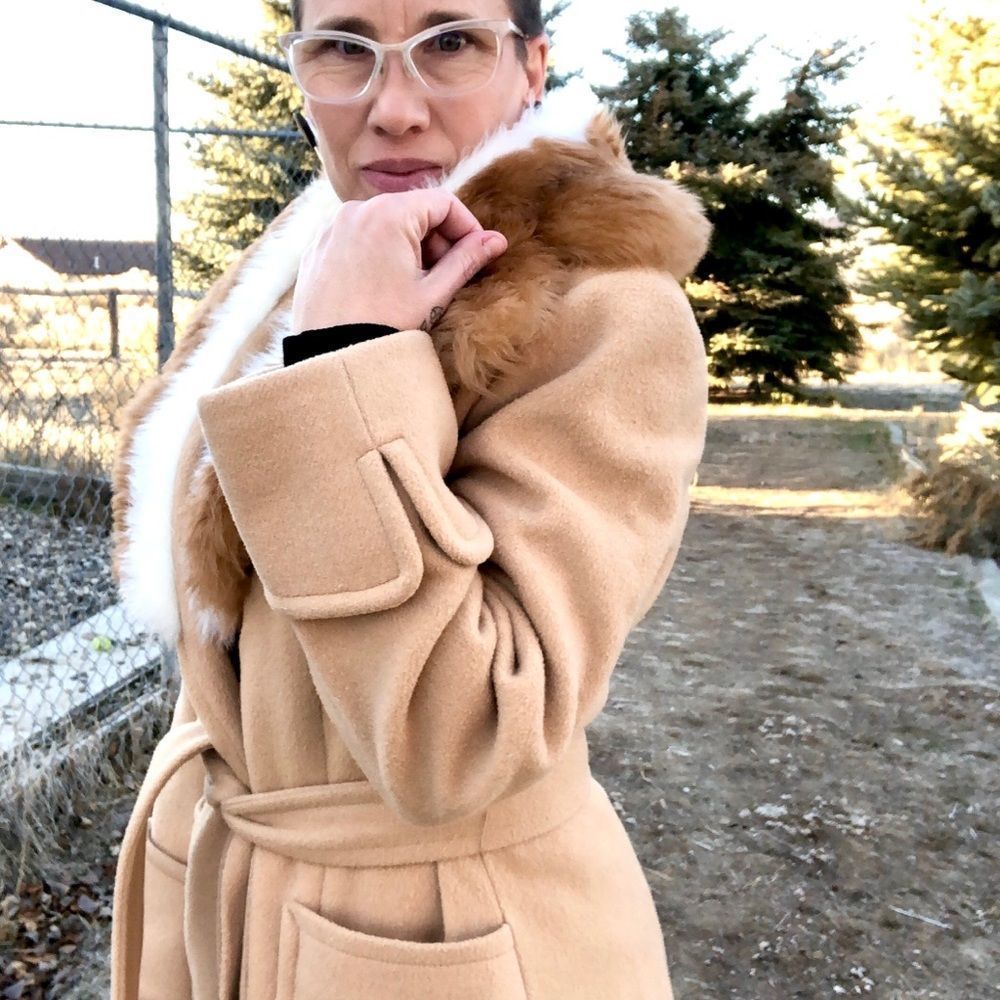 Stunning Vintage Ladies Coat Jackie Kennedy Style Faux Fox Fur Penny Lane - Picture 11 of 15